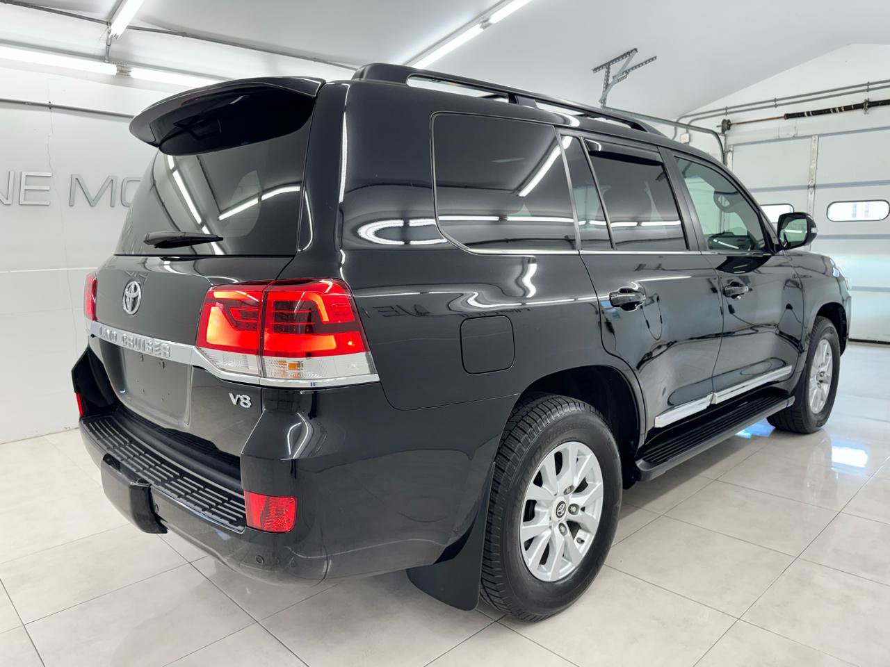 Used 2021 Toyota Land Cruiser AWD/4WD image 5
