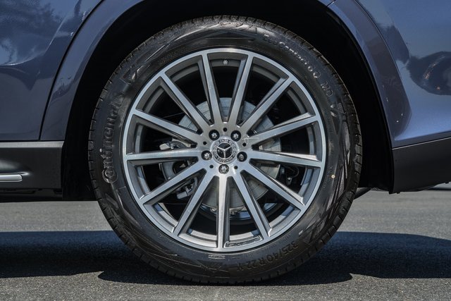 New 2026 Mercedes-Benz GLS 580 4MATIC image 18