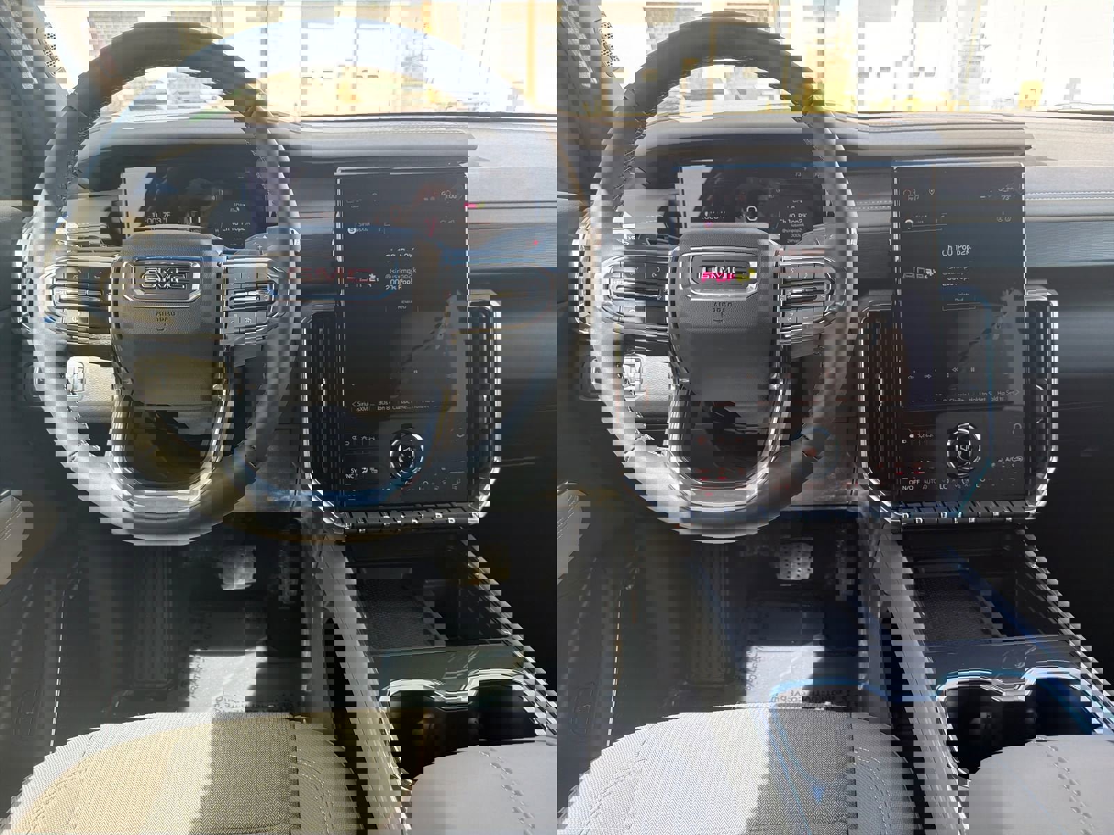 New 2026 GMC Acadia Elevation image 25