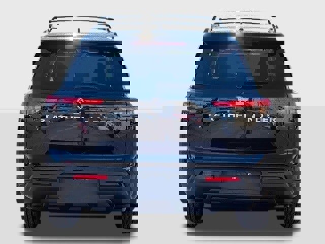 New 2025 Nissan Pathfinder SV w/ Cargo Package image 4