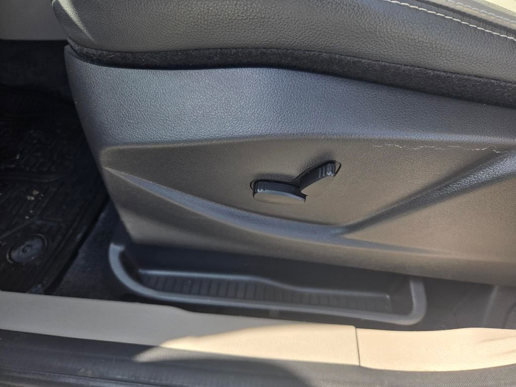 Used 2017 Ford Transit Connect Titanium FWD image 9