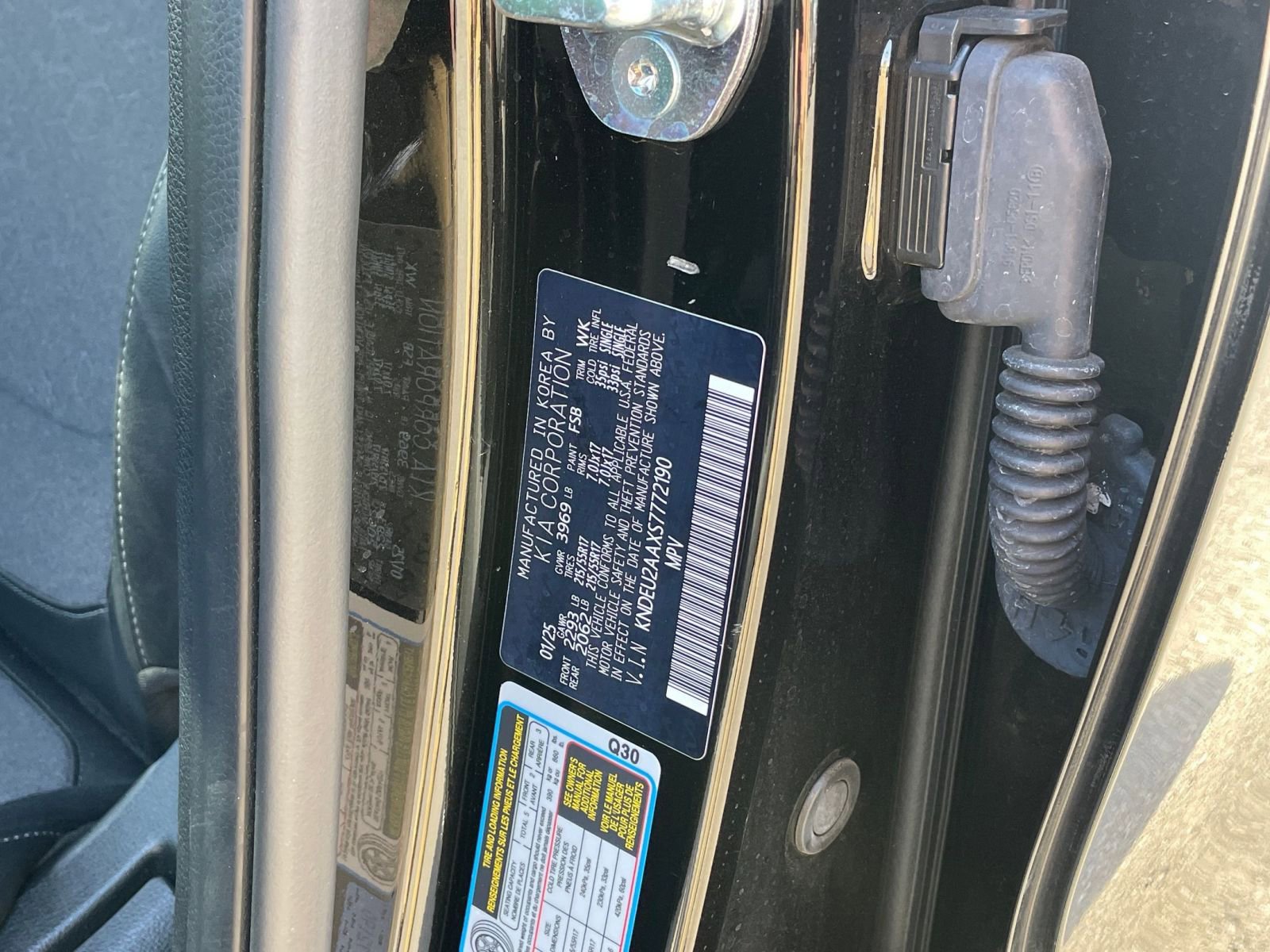 Used 2025 Kia Seltos S FWD image 30