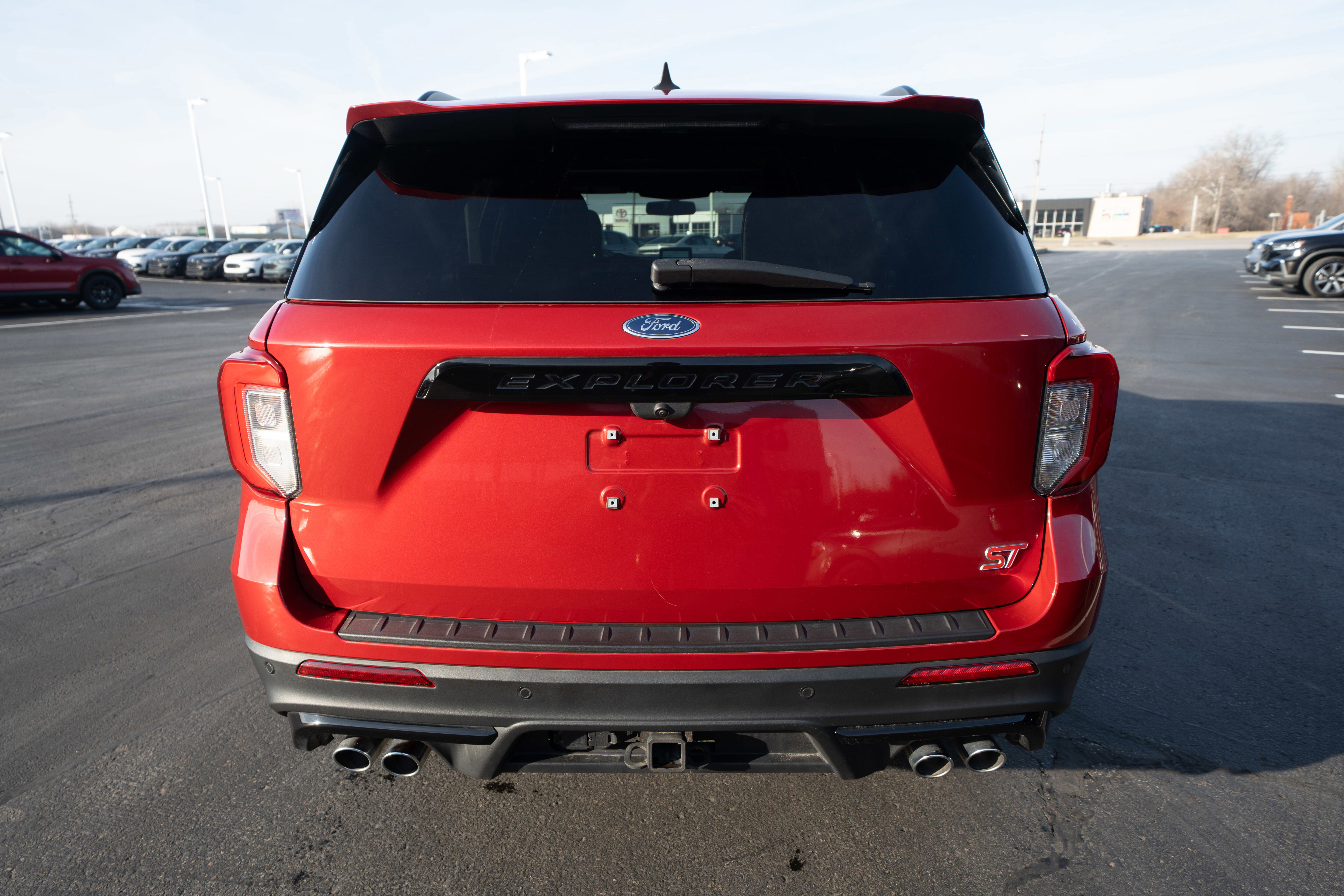 Used 2023 Ford Explorer ST w/ Equipment Group 401A image 5