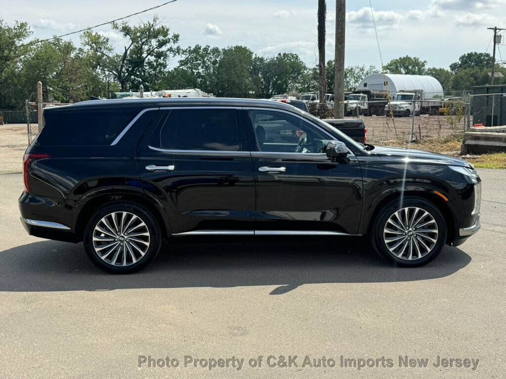 Used 2024 Hyundai Palisade Calligraphy AWD/4WD image 12