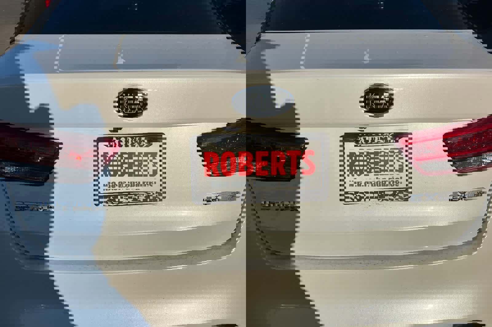 Used 2017 Kia Optima EX image 16