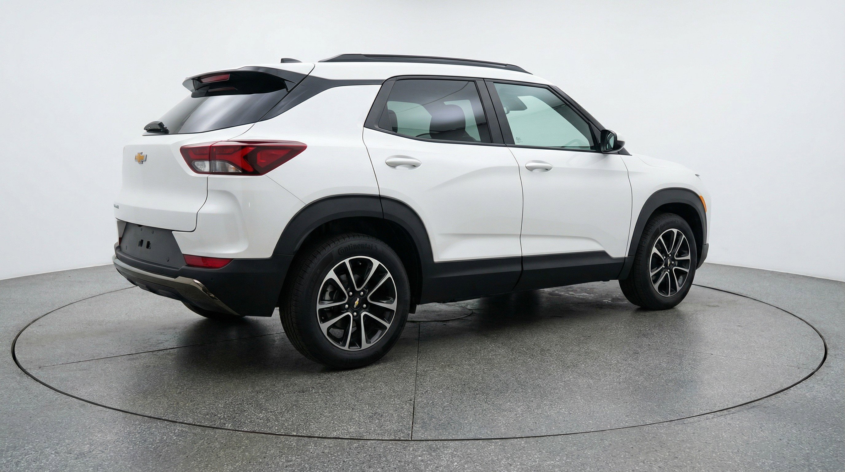 Used 2025 Chevrolet TrailBlazer LT image 9