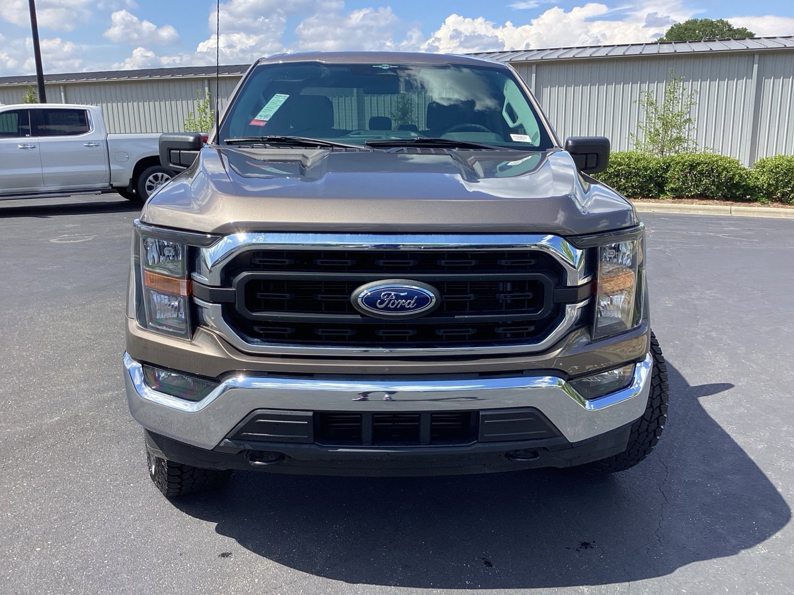 Used 2023 Ford F150 XLT image 4