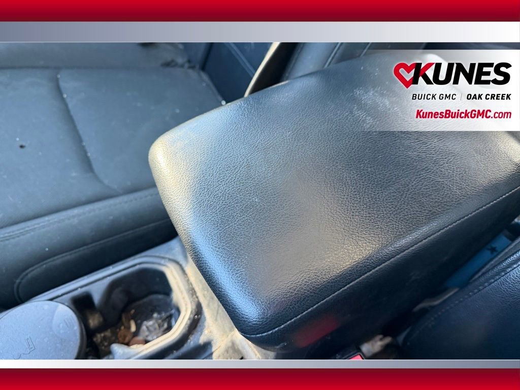 Used 2023 Jeep Wrangler Sport image 20