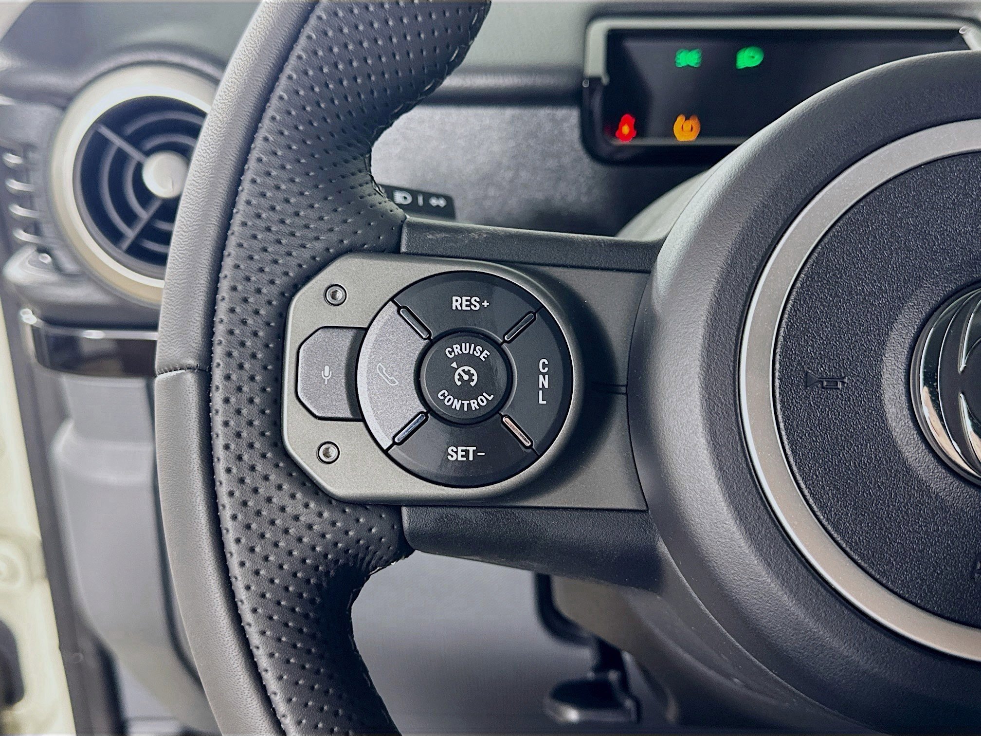 New 2025 INEOS Grenadier Fieldmaster Edition image 19