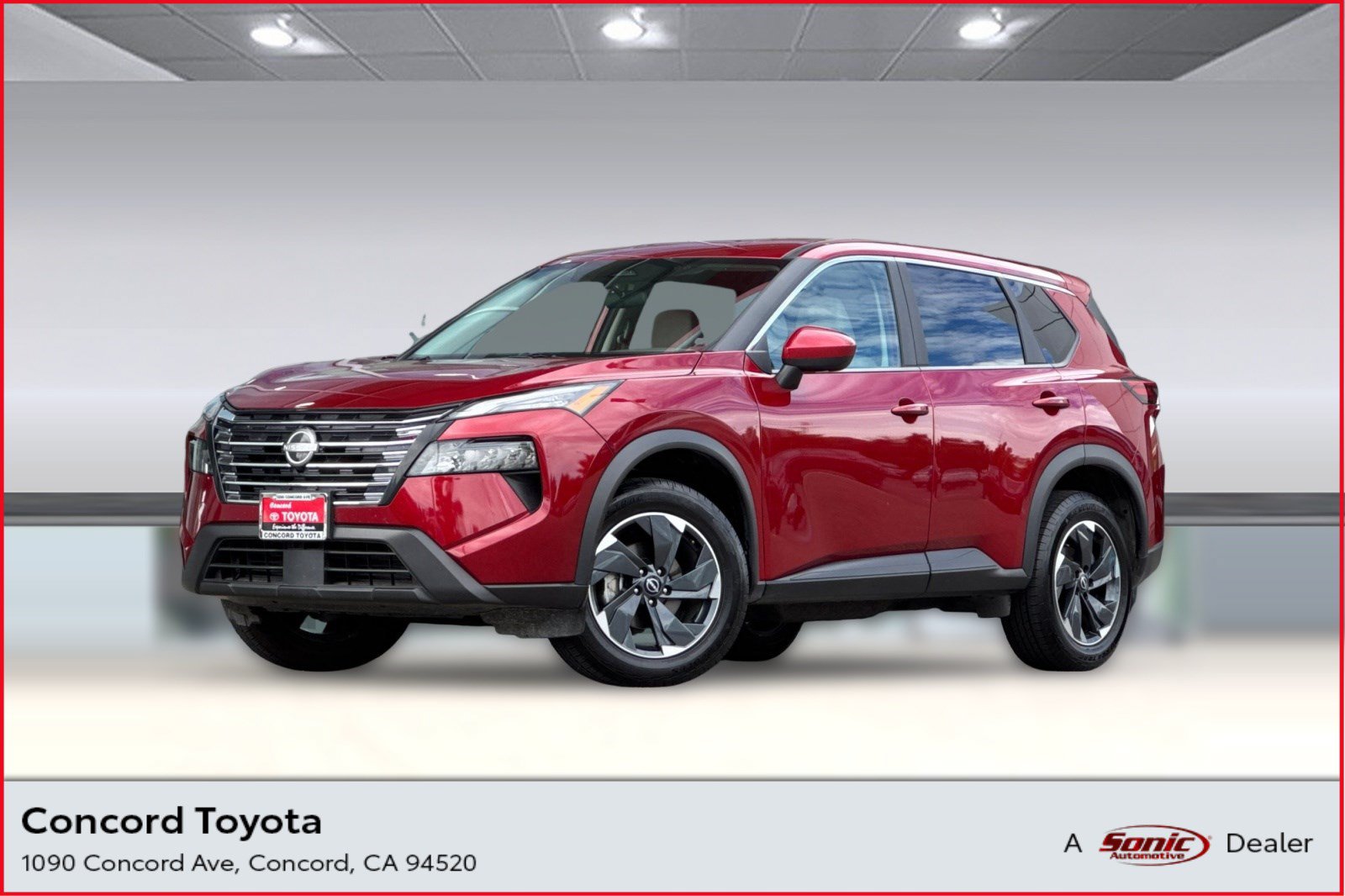 Used 2025 Nissan Rogue SV AWD/4WD image 1