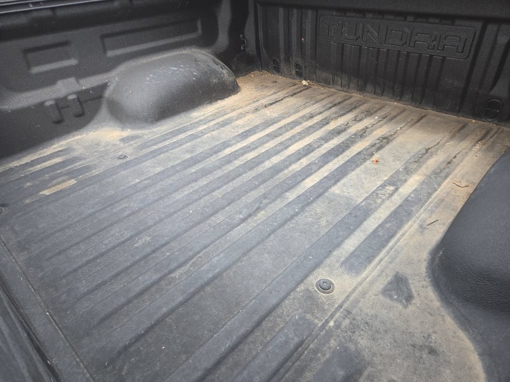 Used 2021 Toyota Tundra Limited w/ Limited Premium Package AWD/4WD image 7