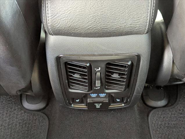 Used 2020 Jeep Grand Cherokee Summit AWD/4WD image 16