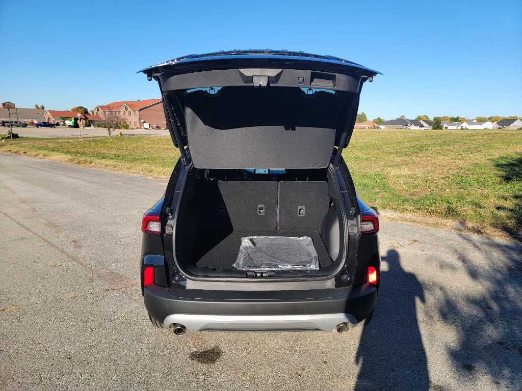 New 2026 Ford Escape Active image 9