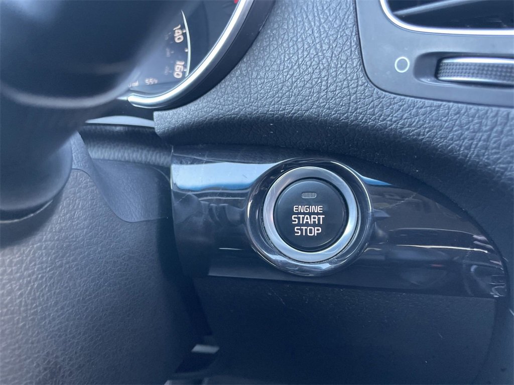 Used 2014 Kia Sorento SX w/ 3rd Row Package image 26