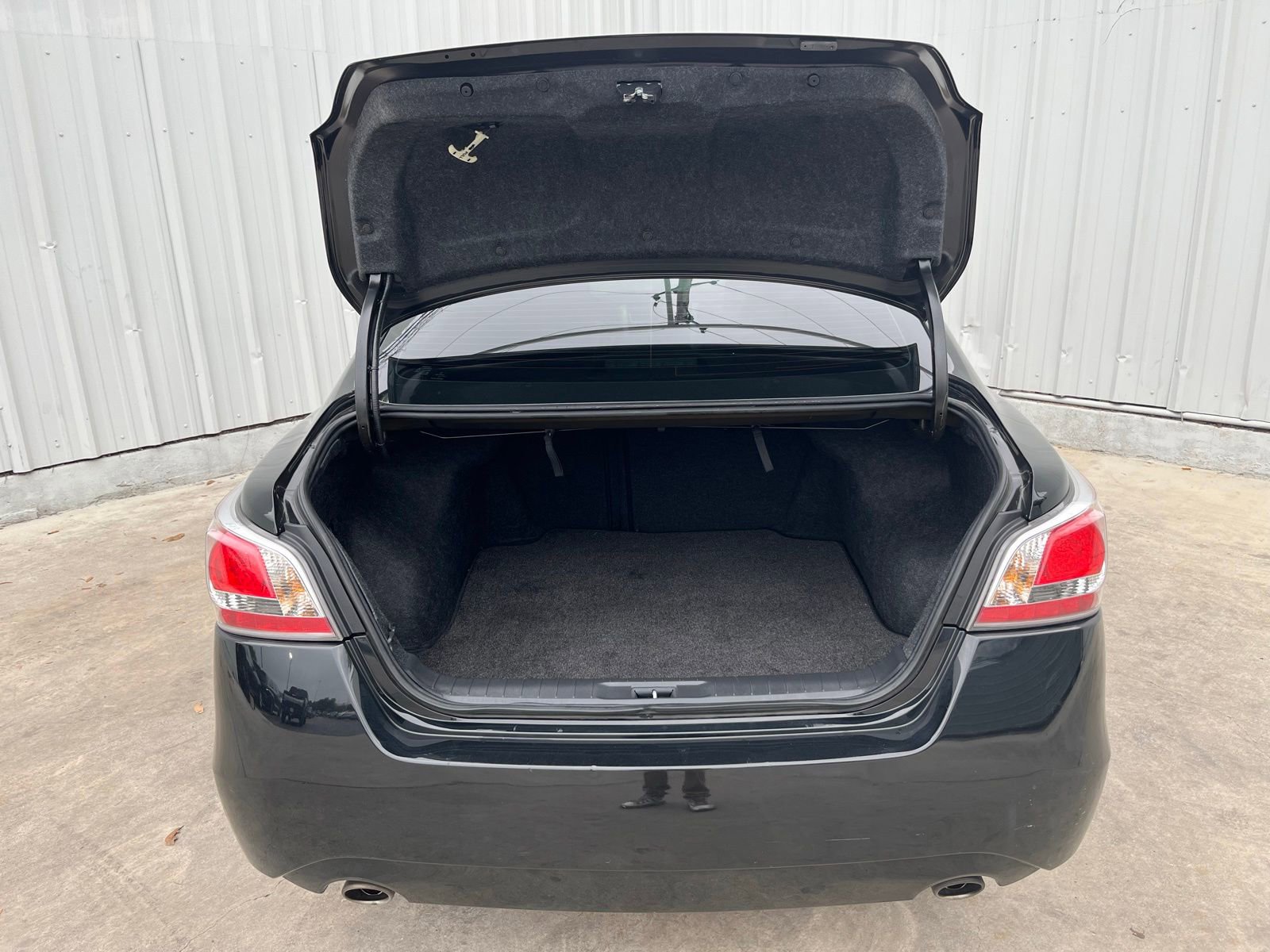 Used 2015 Nissan Altima 2.5 SL FWD image 8