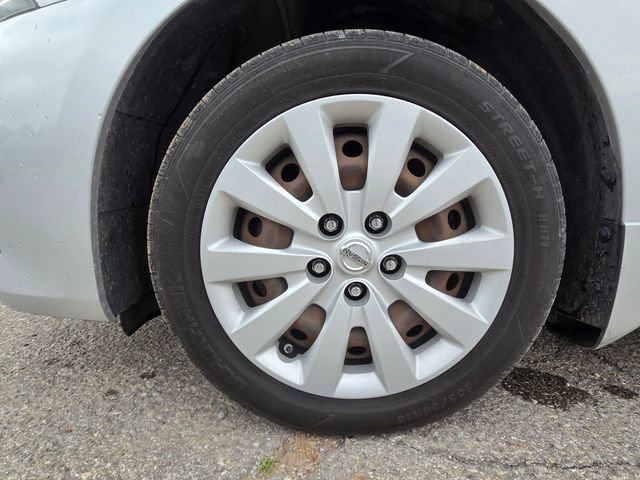 Used 2014 Nissan Sentra SV FWD image 5