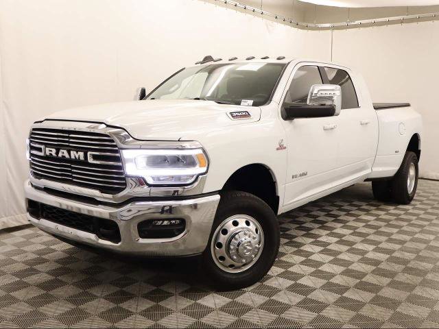 Used 2024 RAM 3500 Laramie AWD/4WD image 5