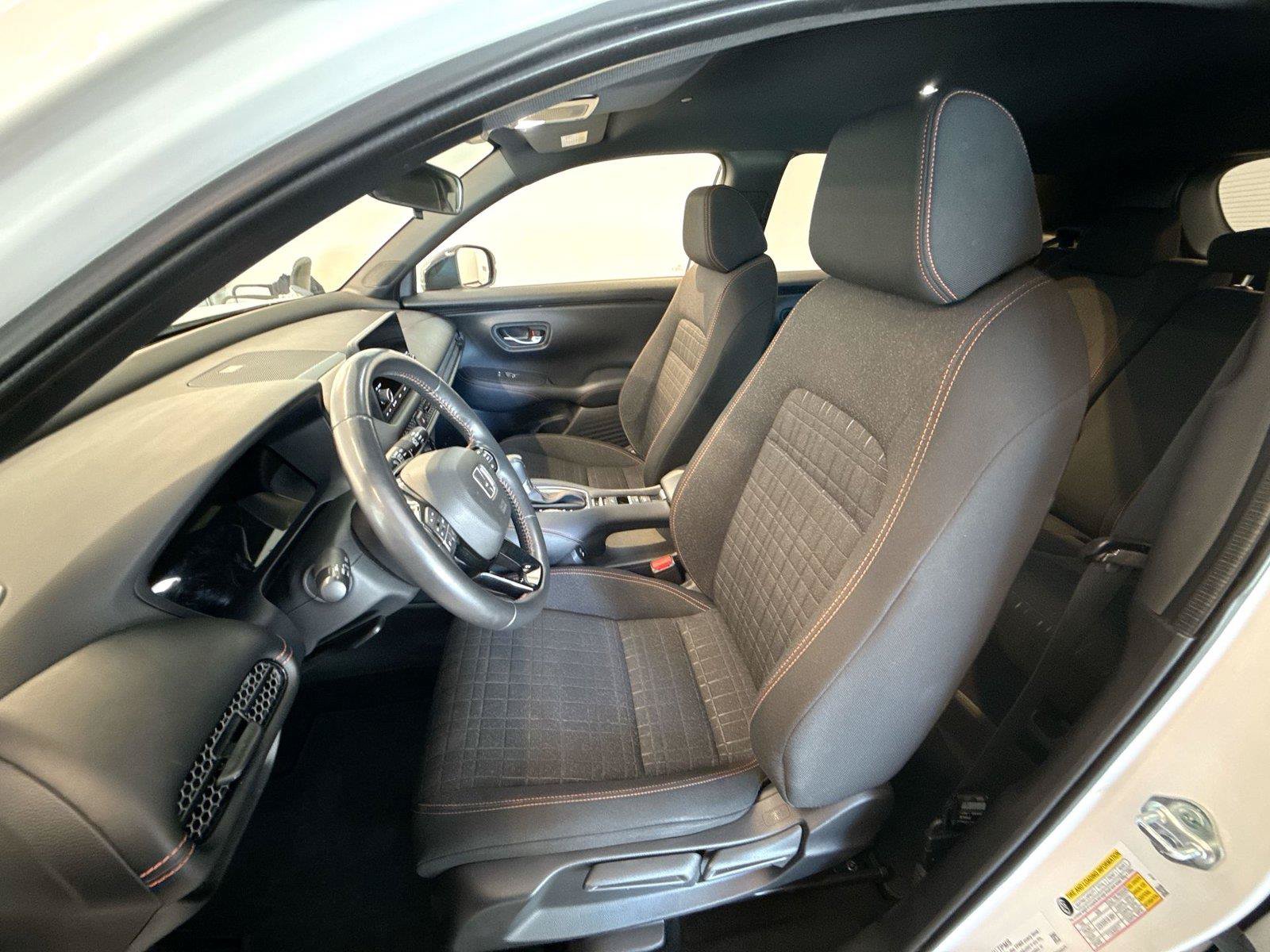 Used 2024 Honda HR-V Sport image 13