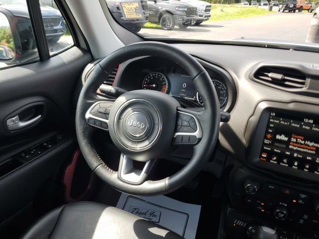 Used 2023 Jeep Renegade Trailhawk w/ Trailhawk Elite Group AWD/4WD image 17