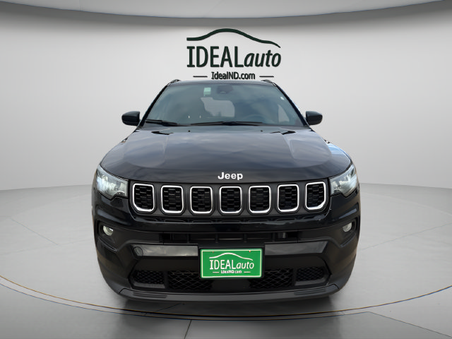 Used 2024 Jeep Compass Latitude AWD/4WD image 8