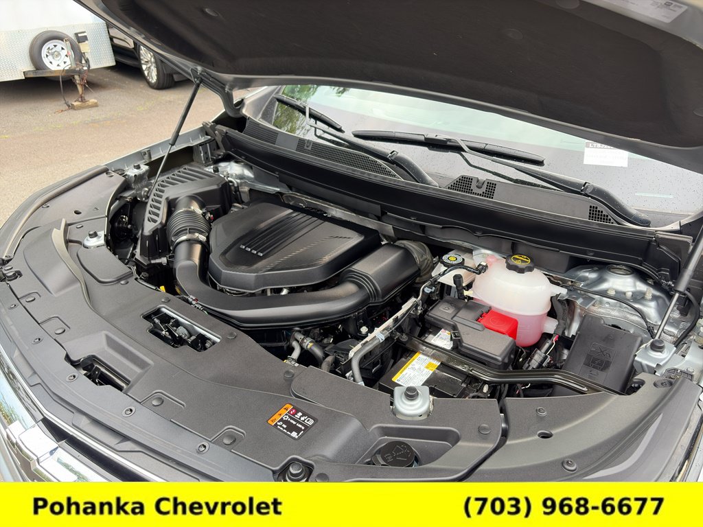 Certified 2025 Chevrolet Traverse LT w/ Driver Confidence Package AWD/4WD image 33