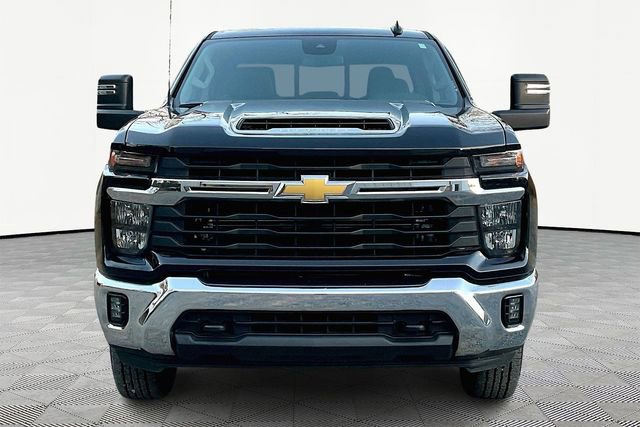 Used 2025 Chevrolet Silverado 2500 LT w/ Leather Package image 2