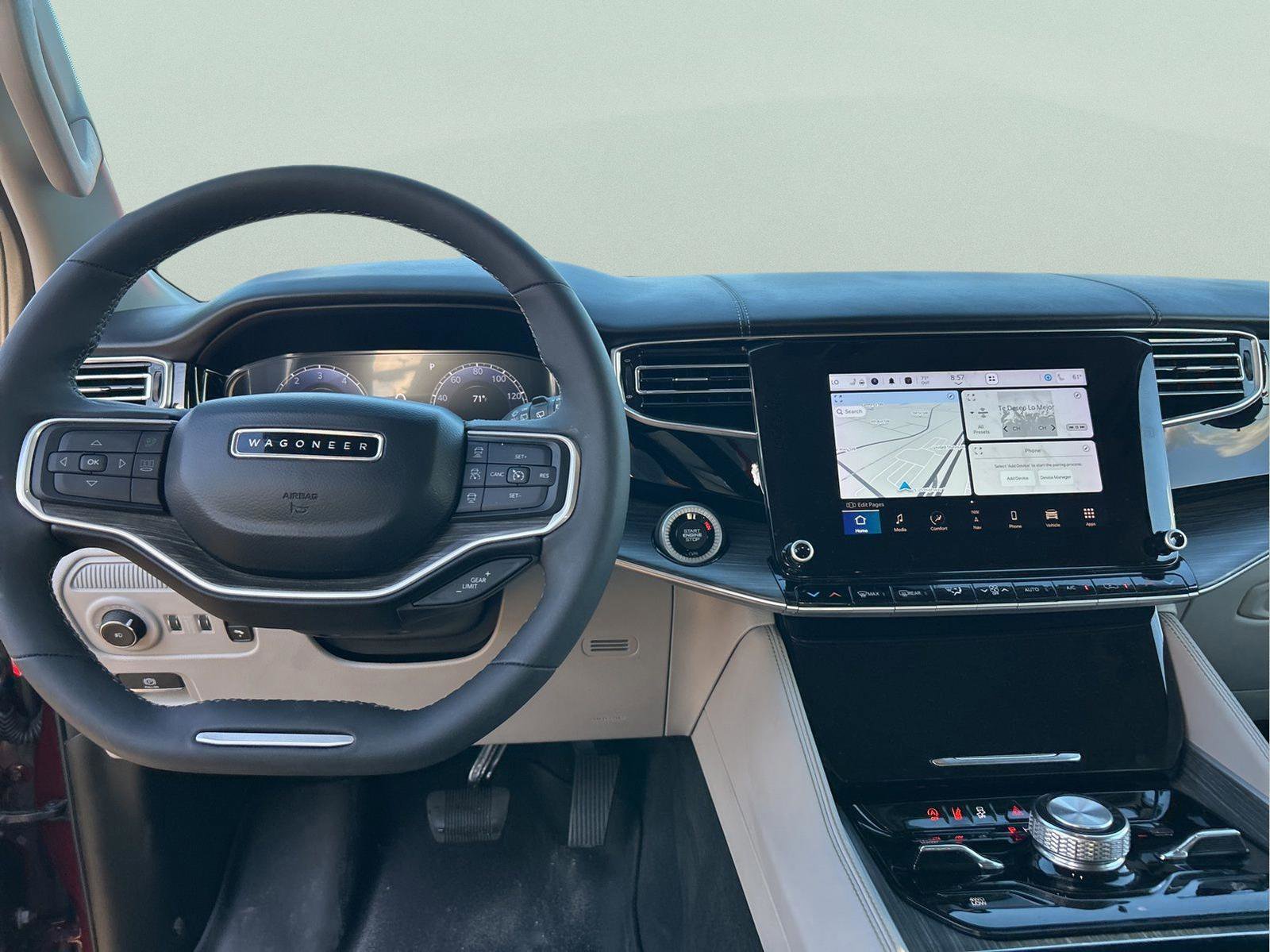 Used 2023 Jeep Wagoneer Series III w/ Preferred Equipment Group image 11