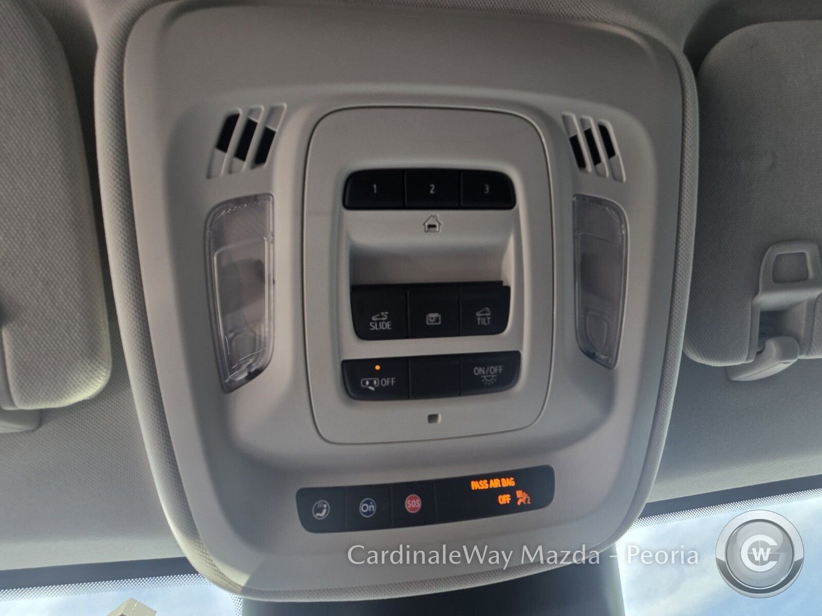 Used 2024 Buick Envision Avenir image 23