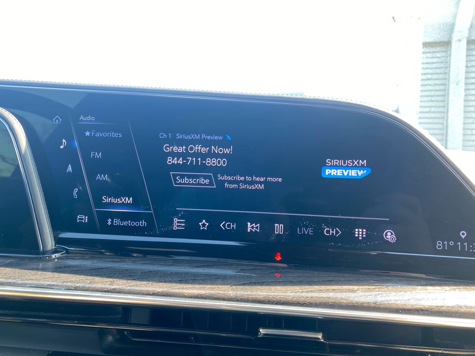 Used 2021 Cadillac Escalade ESV Premium Luxury image 24