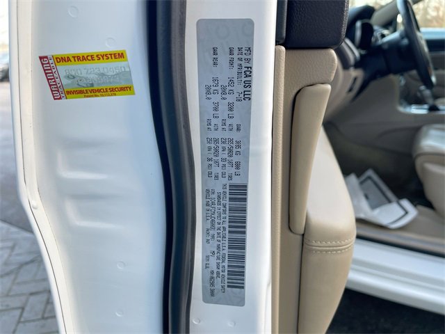 Used 2018 Jeep Grand Cherokee Overland image 35