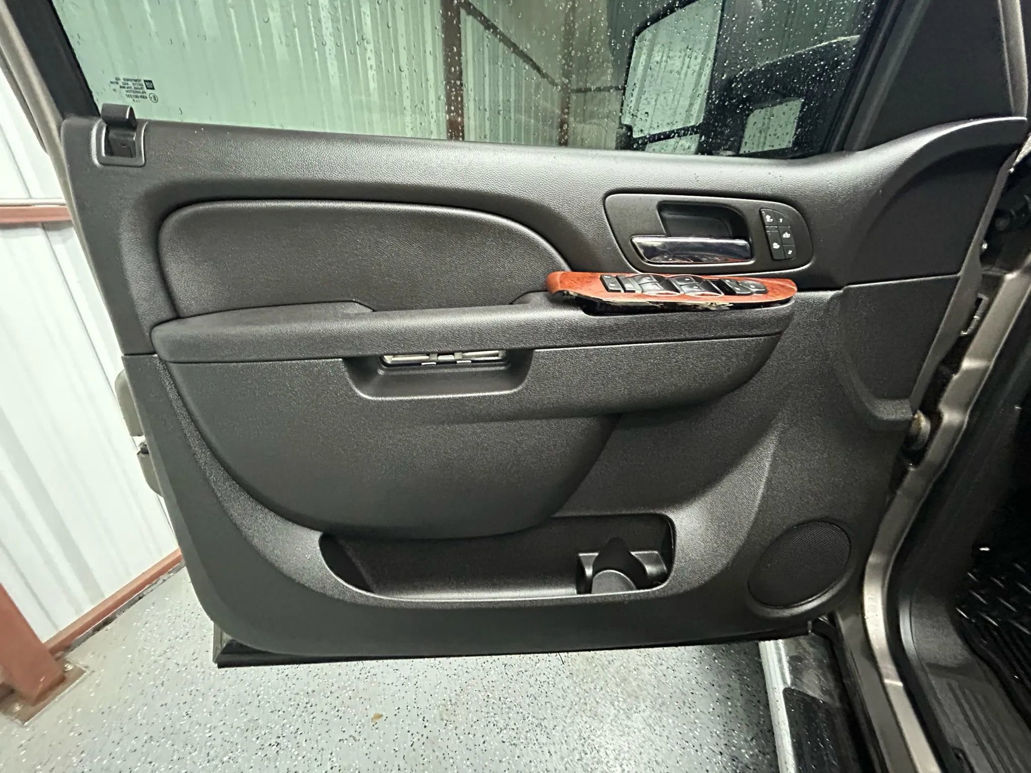 Used 2012 GMC Sierra 2500 SLT w/ SLT Convenience Package image 6