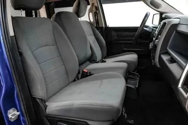 Used 2019 RAM 1500 Express w/ Express Value Package AWD/4WD image 36