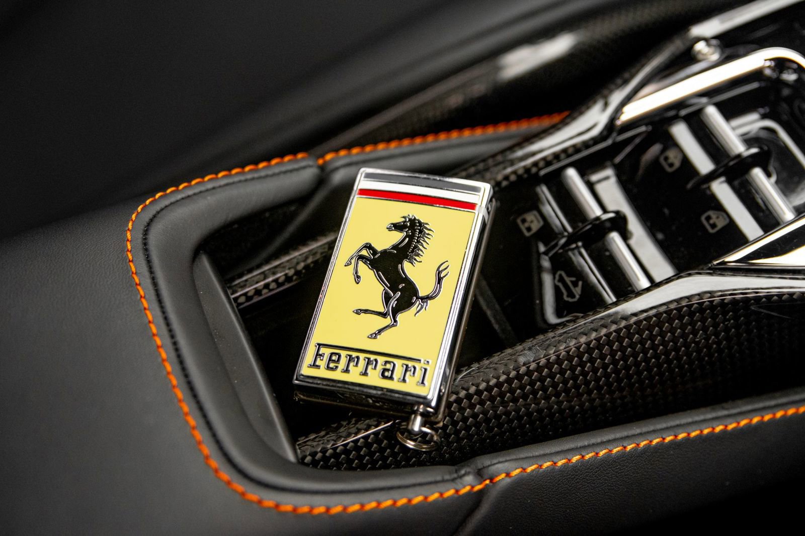 Used 2025 Ferrari SF90 Spider image 24