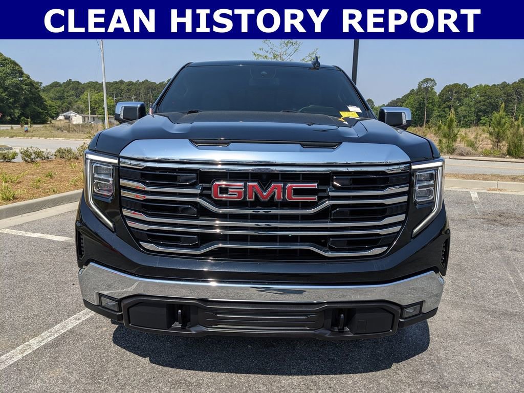 Used 2022 GMC Sierra 1500 SLT w/ SLT Convenience Package AWD/4WD image 11