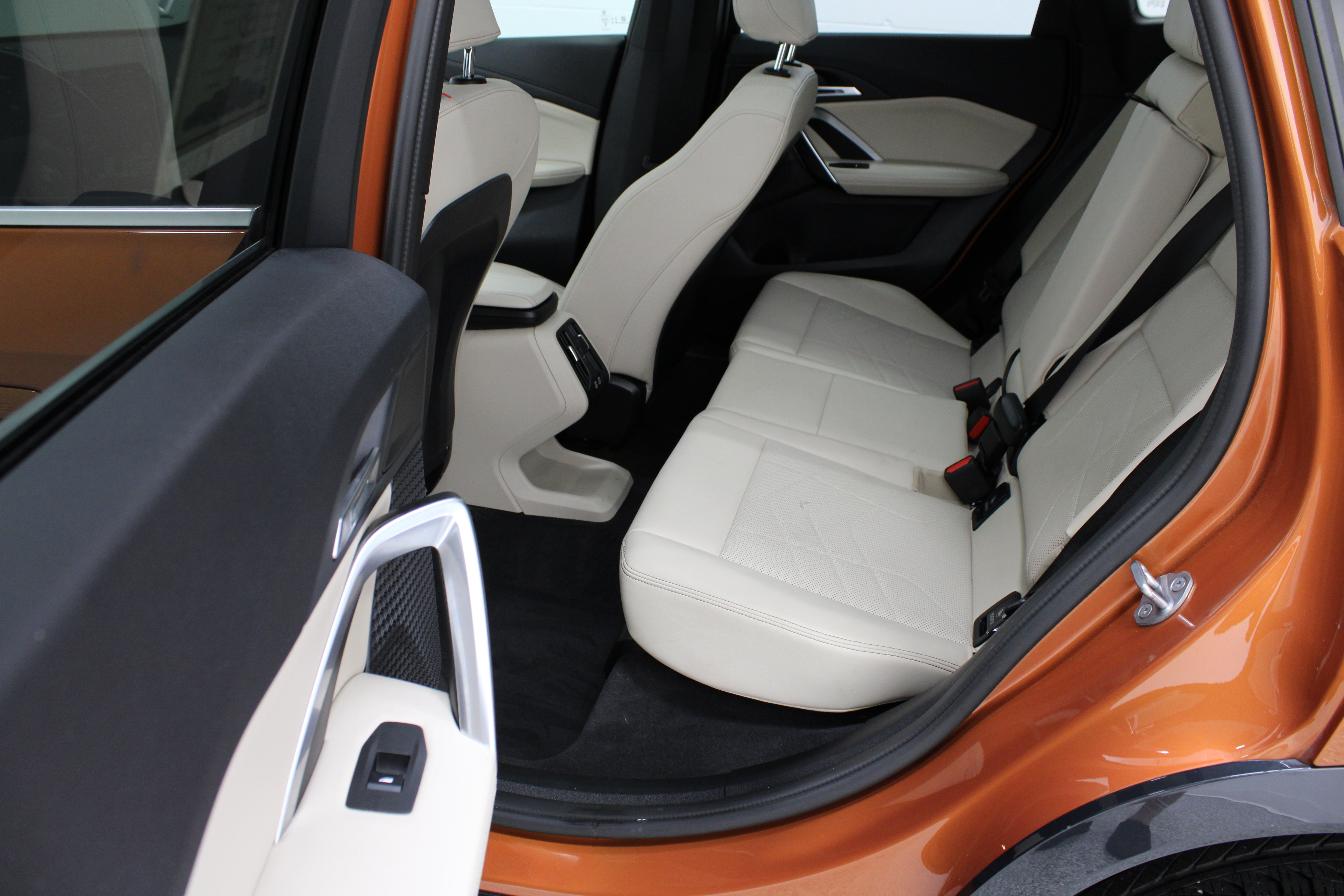 Used 2025 BMW X1 xDrive28i w/ Technology Package AWD/4WD image 31