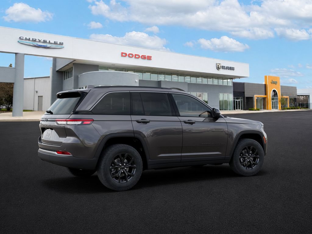 New 2026 Jeep Grand Cherokee Altitude AWD/4WD image 4