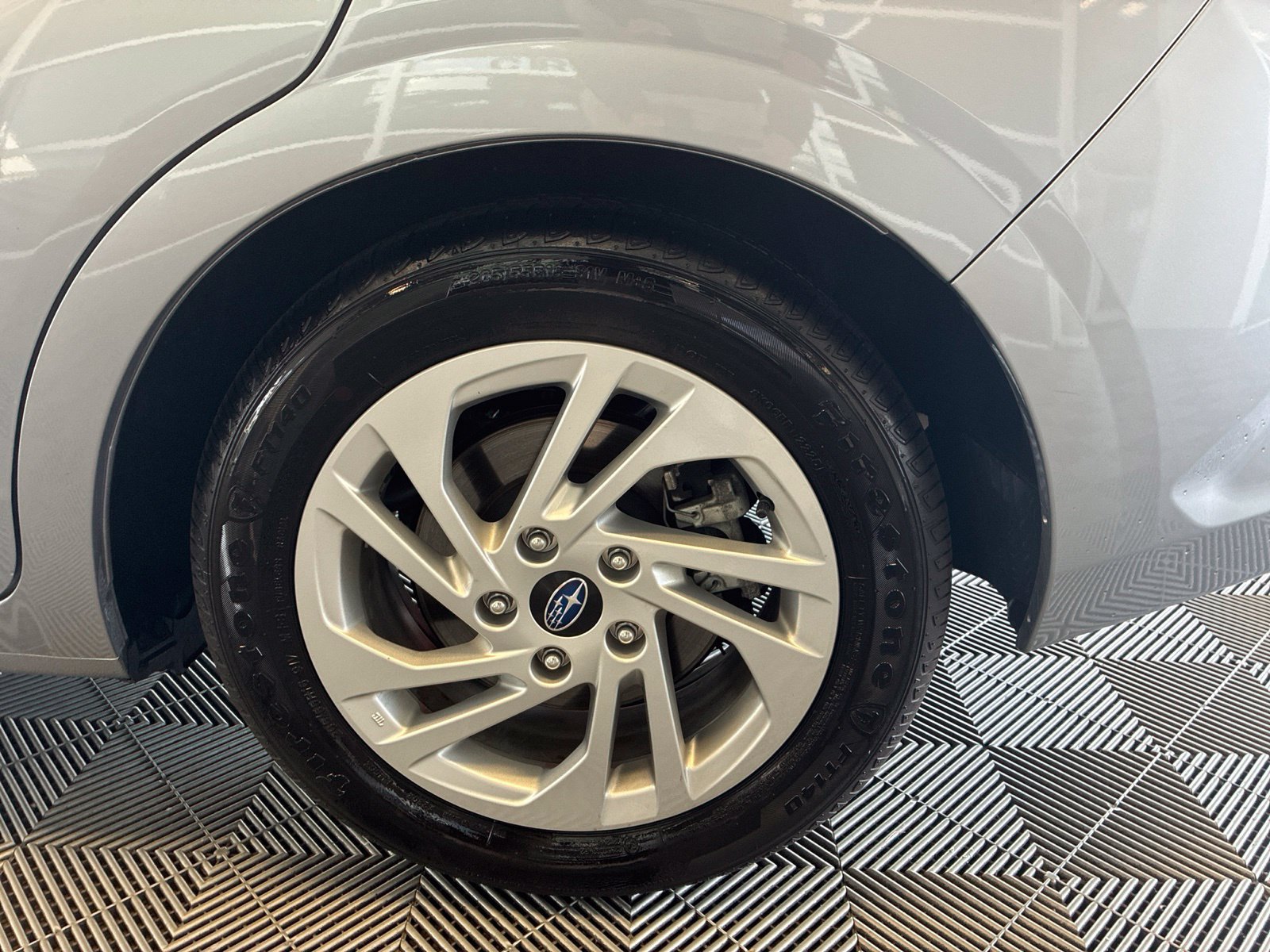 Used 2025 Subaru Impreza 2.0i AWD/4WD image 9
