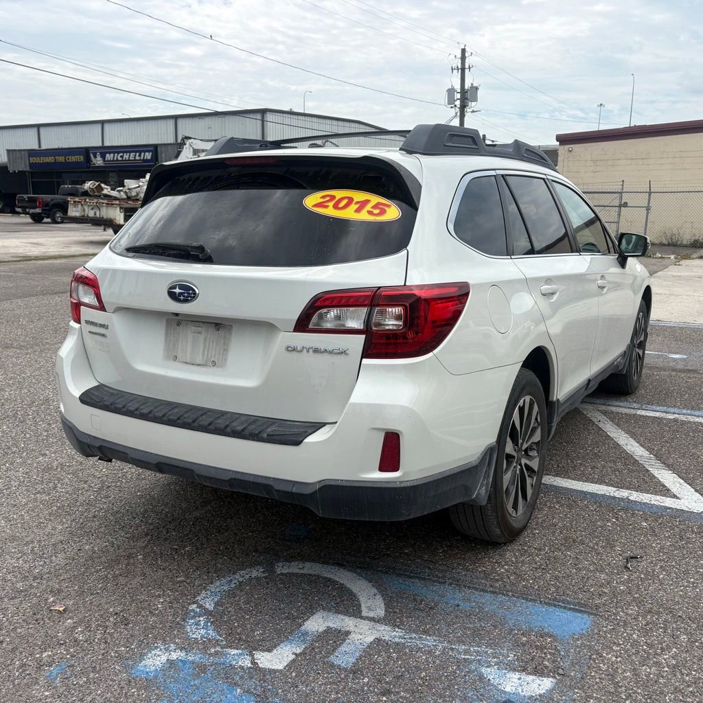 Used 2015 Subaru Outback 2.5i Limited AWD/4WD image 3
