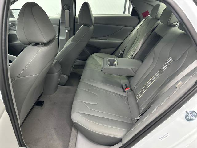 New 2026 Hyundai Elantra SEL Sport Premium FWD image 19