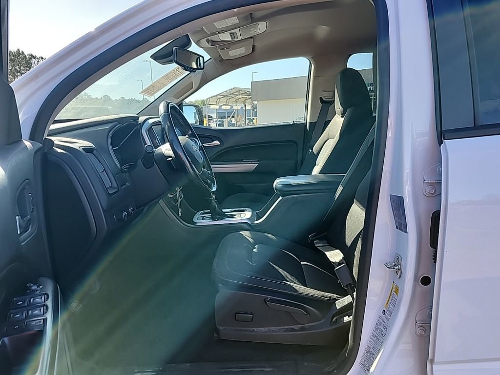Used 2022 Chevrolet Colorado LT w/ Safety Package AWD/4WD image 23