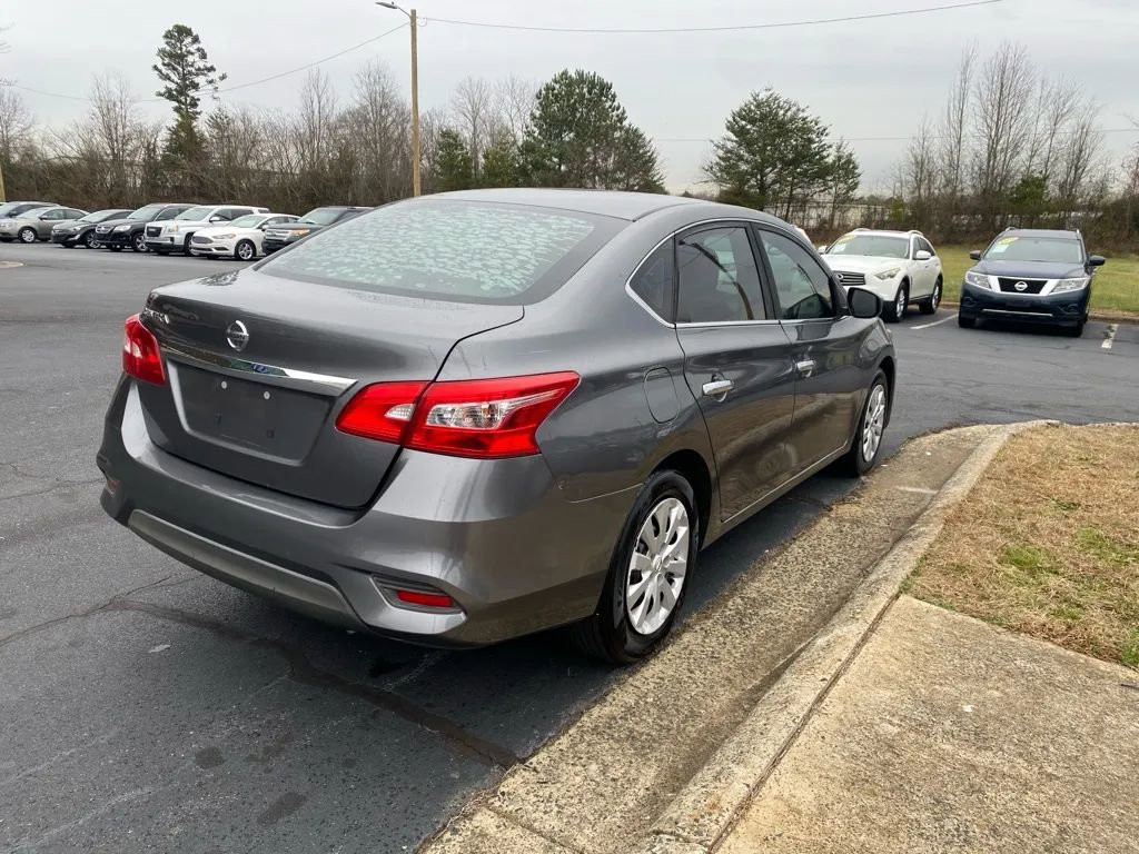 Used 2019 Nissan Sentra S image 7