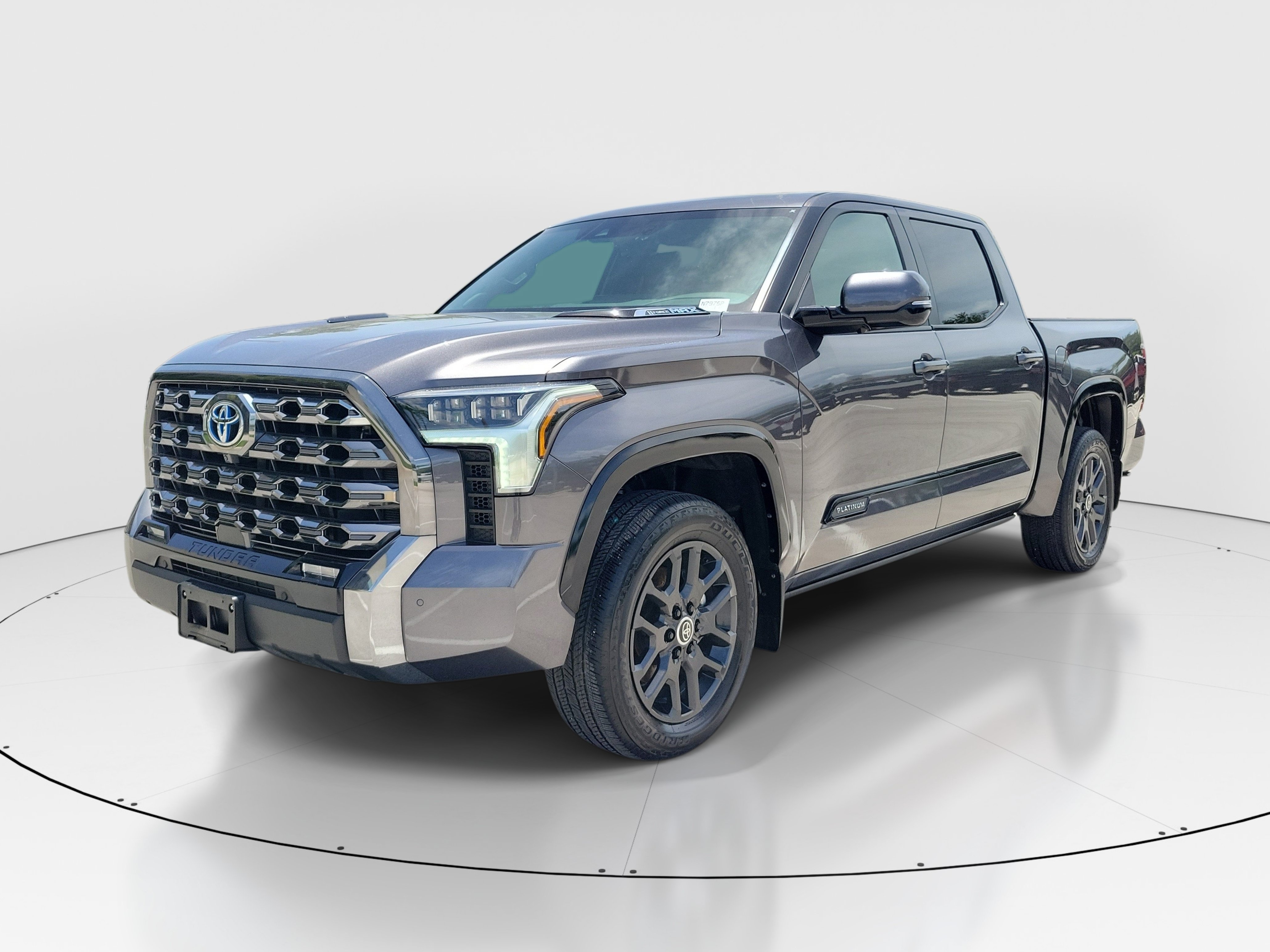 Used 2024 Toyota Tundra Platinum AWD/4WD image 5