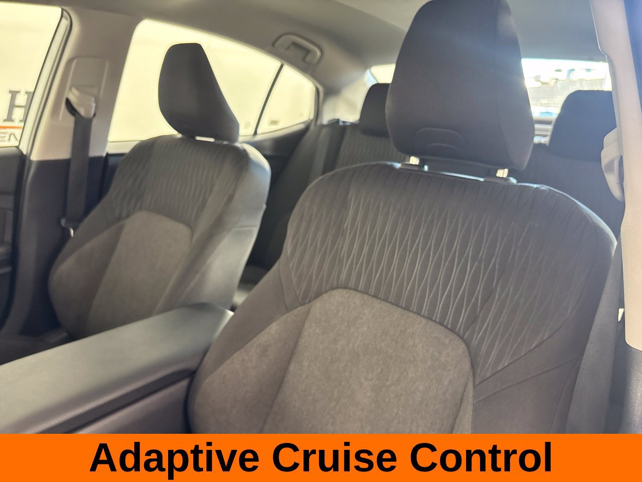 Used 2025 Toyota Camry LE FWD image 12