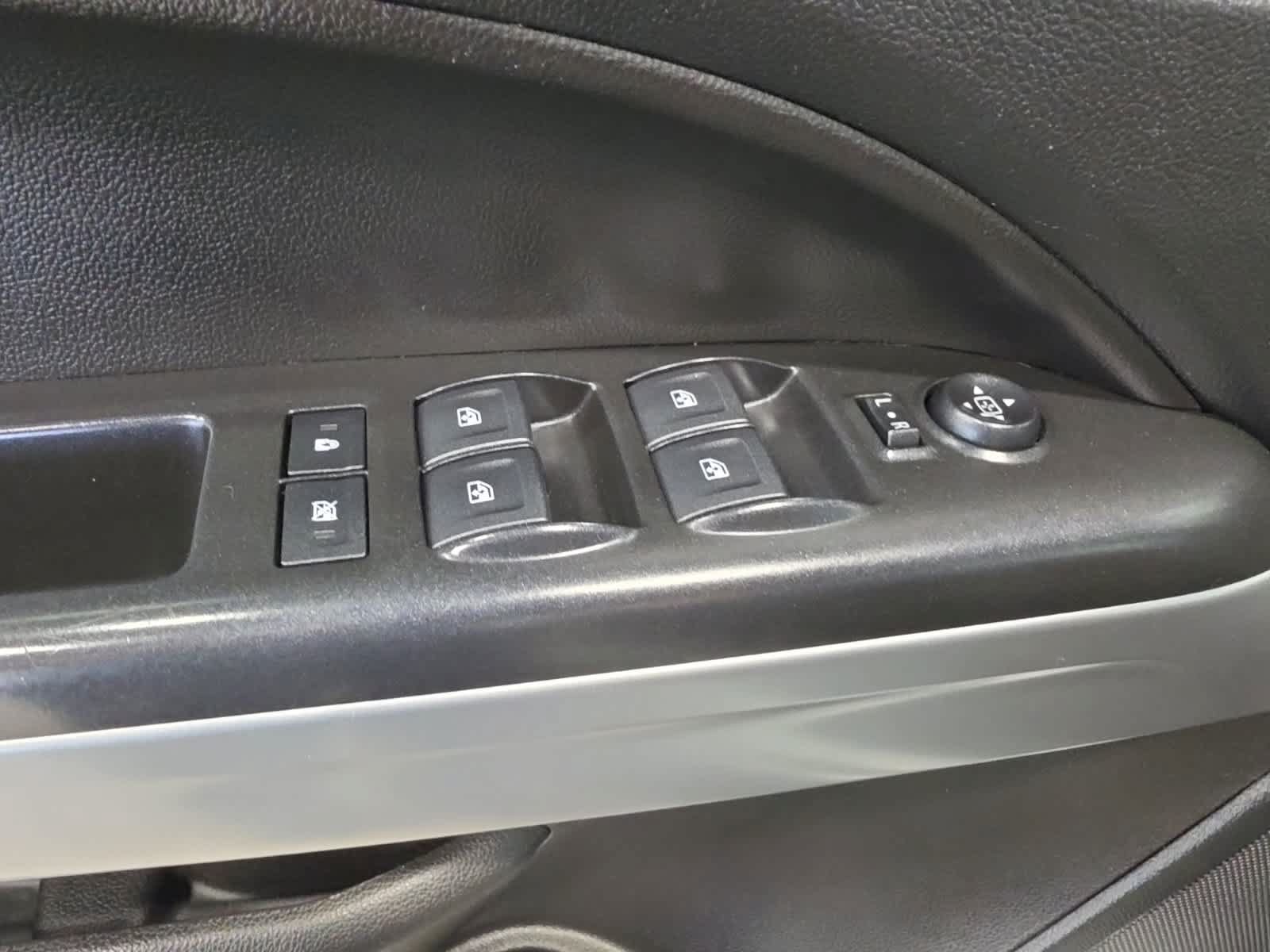 Used 2020 Chevrolet Colorado LT AWD/4WD image 20