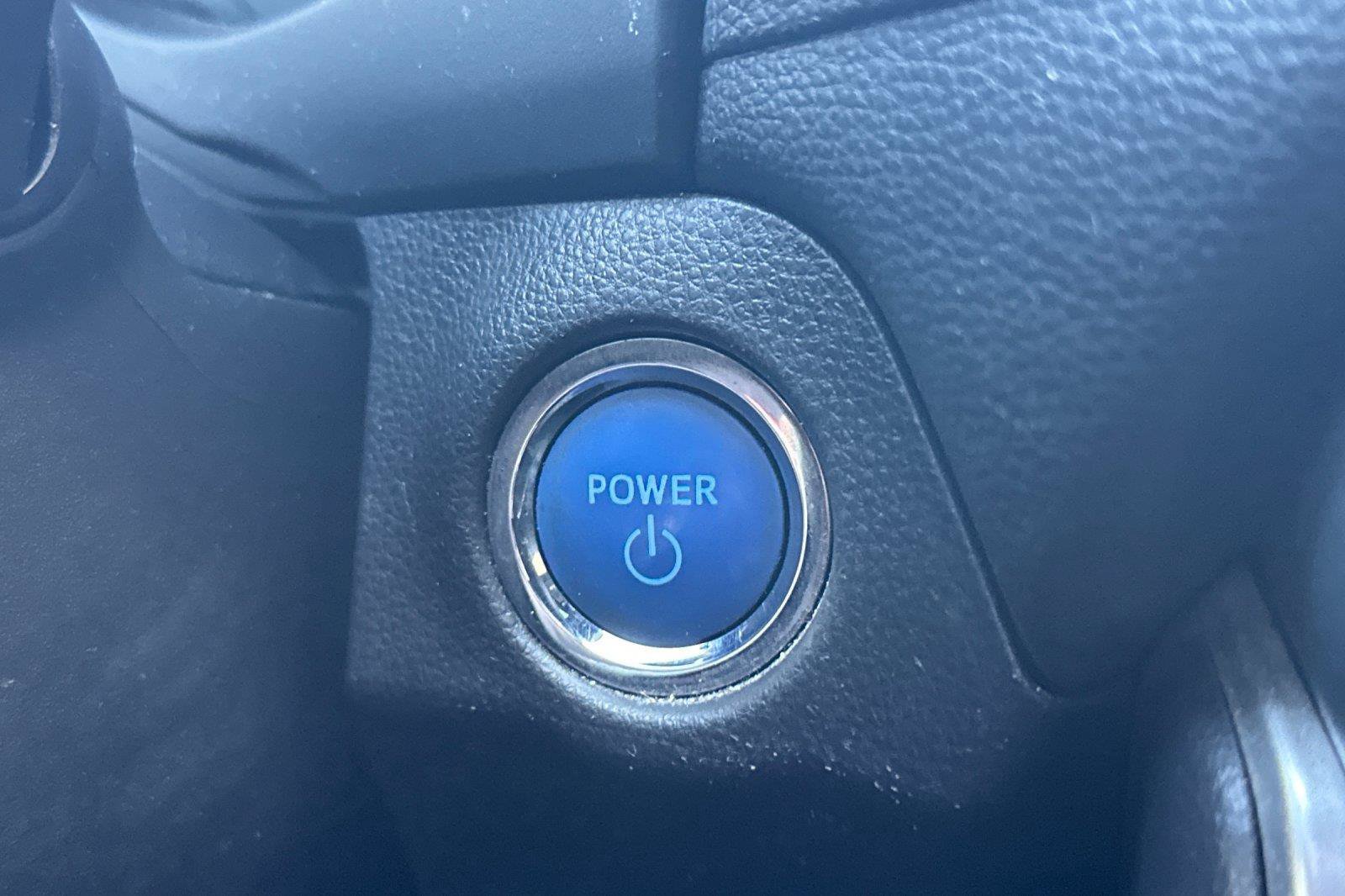 Used 2019 Toyota RAV4 XSE w/ Carpet Mat Package AWD/4WD image 22