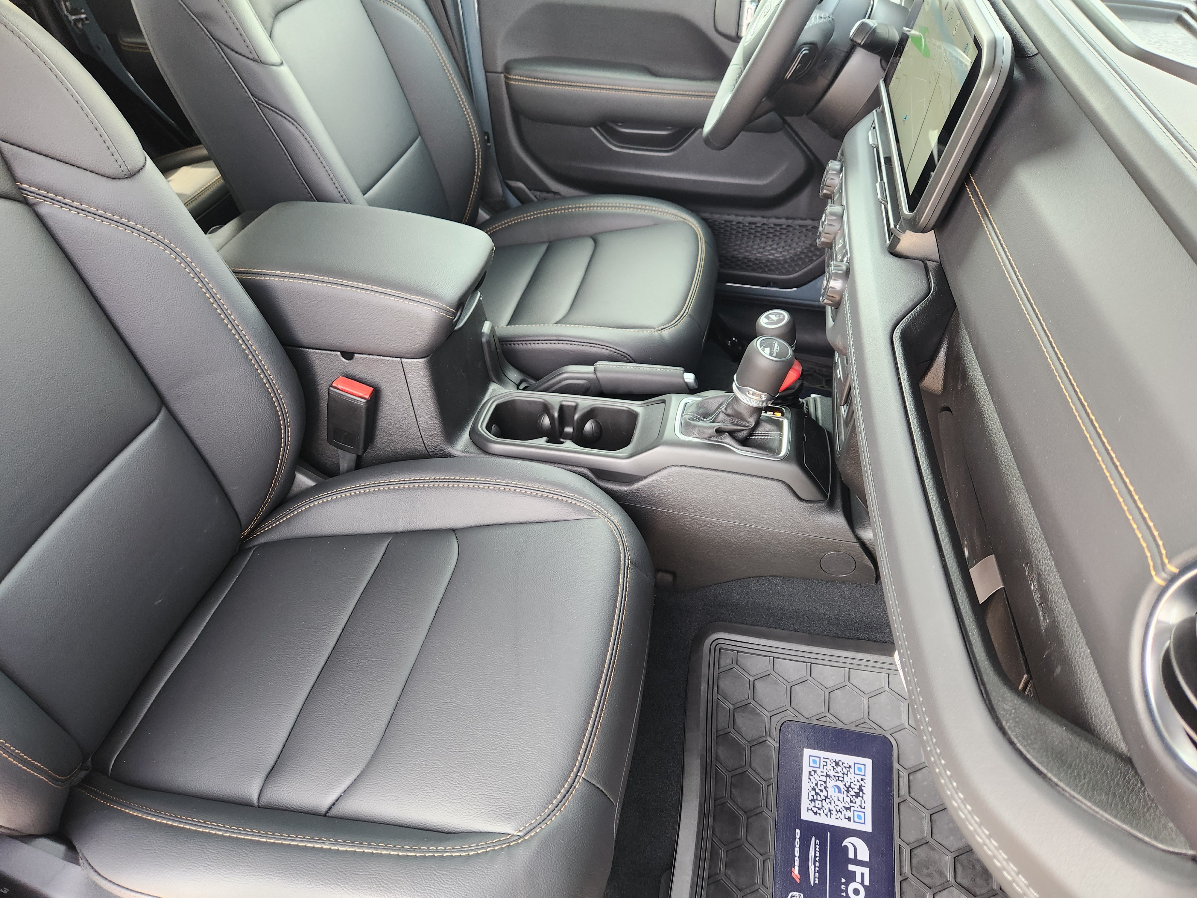 New 2026 Jeep Gladiator Mojave AWD/4WD image 11