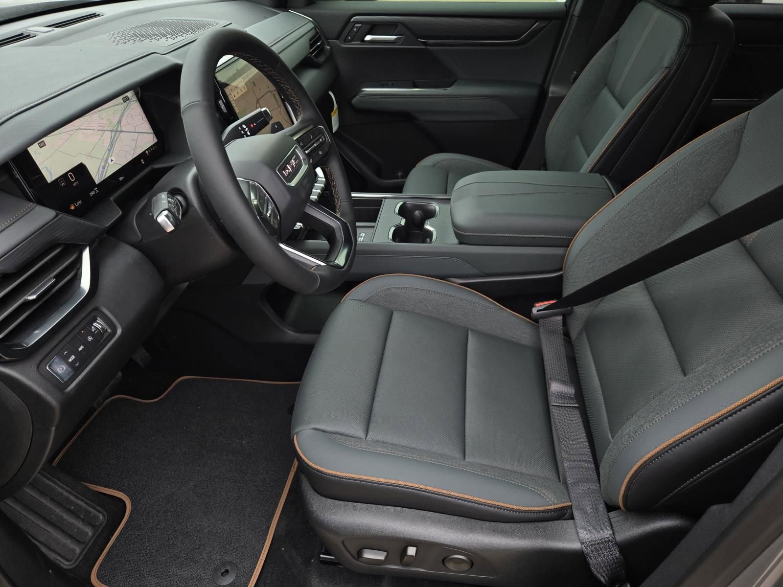 New 2026 GMC Acadia AT4 w/ Luxury Package AWD/4WD image 7