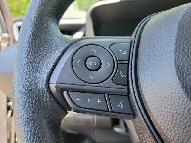Used 2026 Toyota Corolla LE FWD image 18