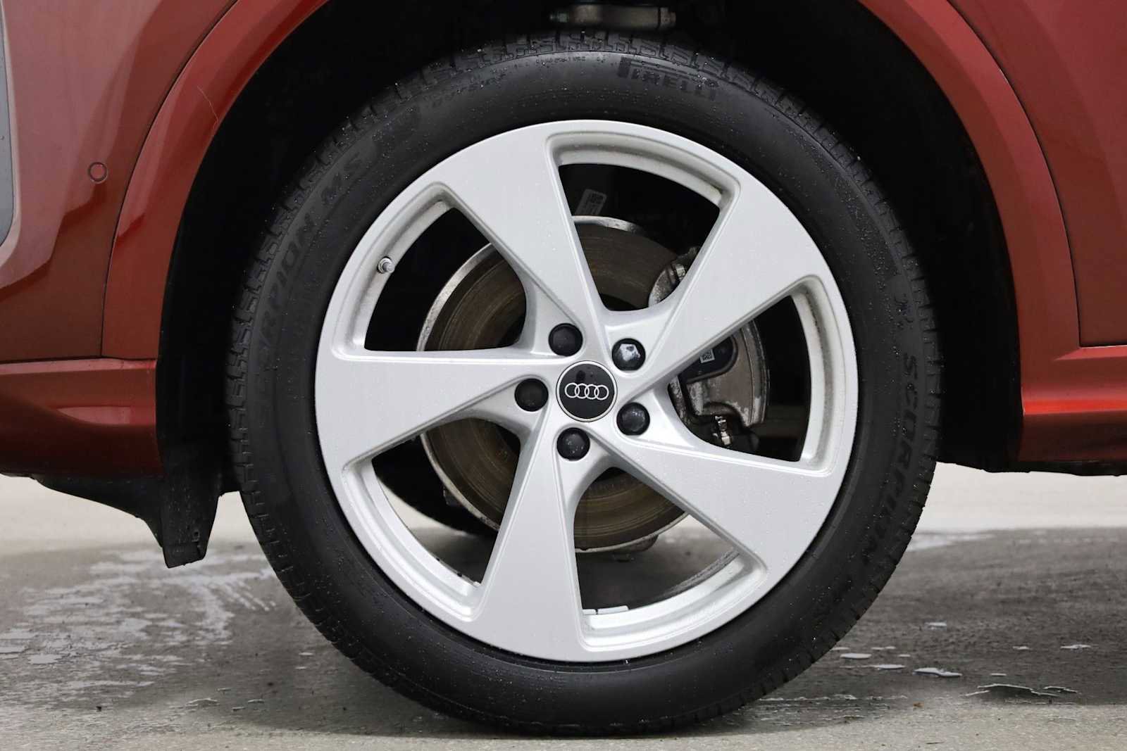 Used 2025 Audi Q5 Premium Plus w/ Premium Plus image 37