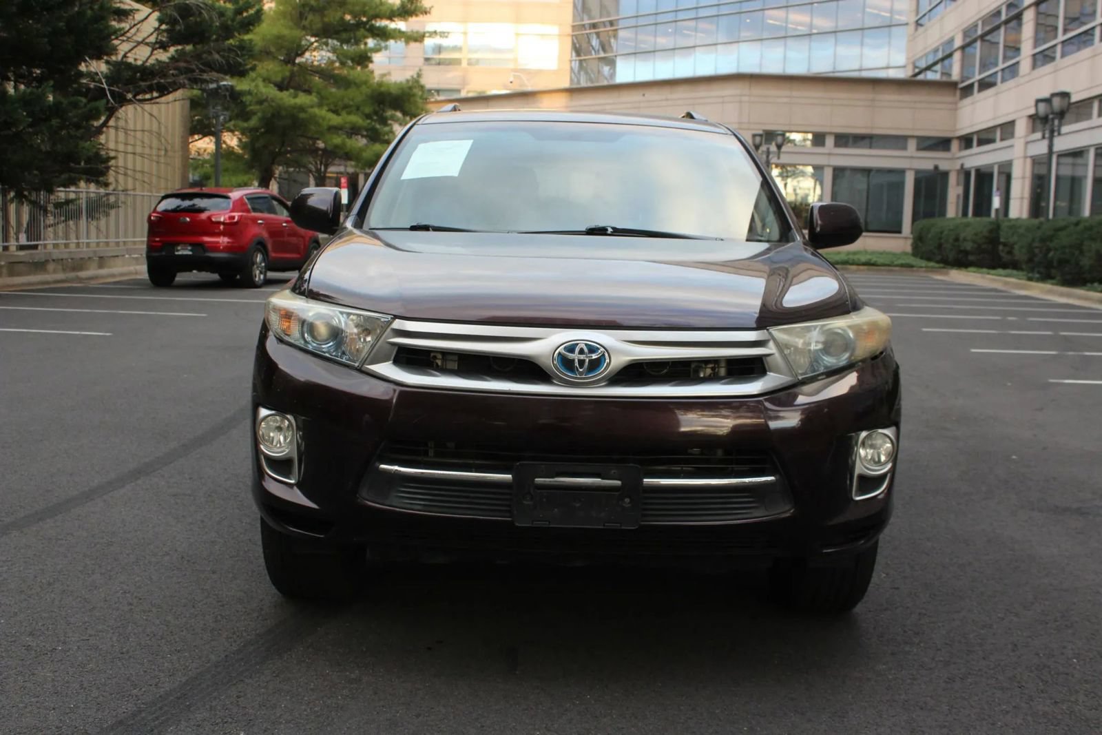 Used 2013 Toyota Highlander 4WD Hybrid image 3